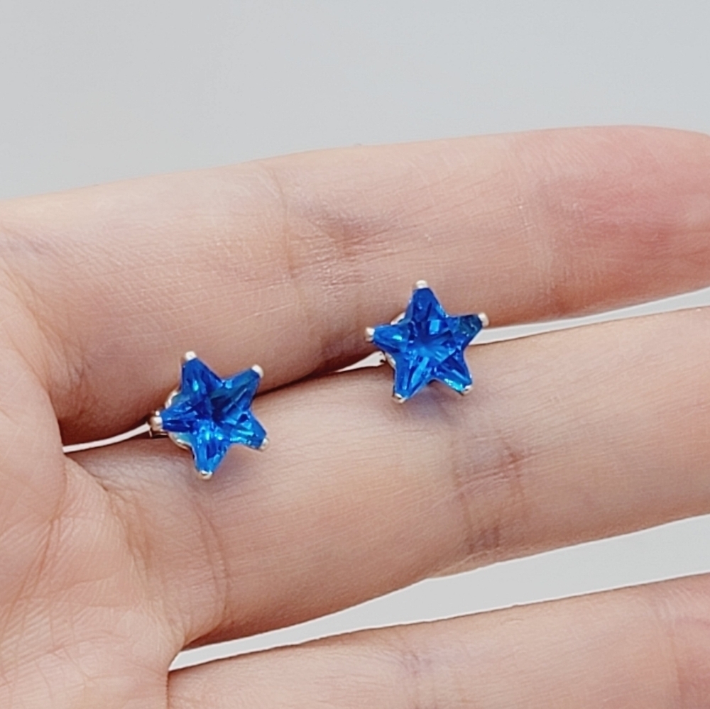 New Cerulean Blue Cz Sterling Silver Earrings